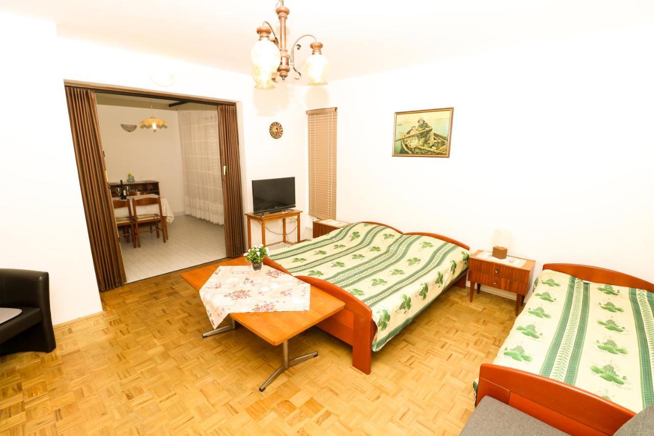 Apartments Magasic With Terrace باشْكا المظهر الخارجي الصورة