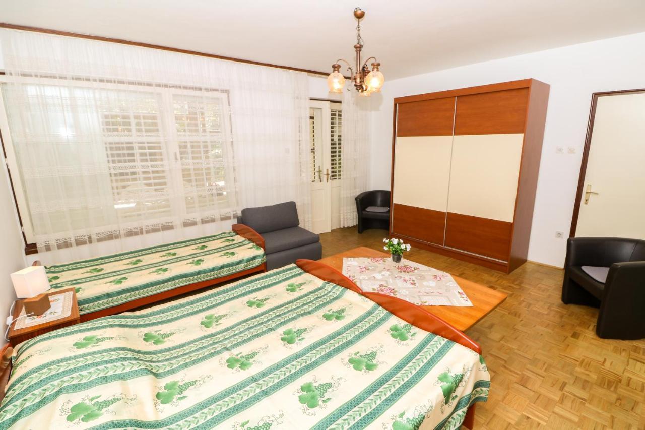 Apartments Magasic With Terrace باشْكا المظهر الخارجي الصورة